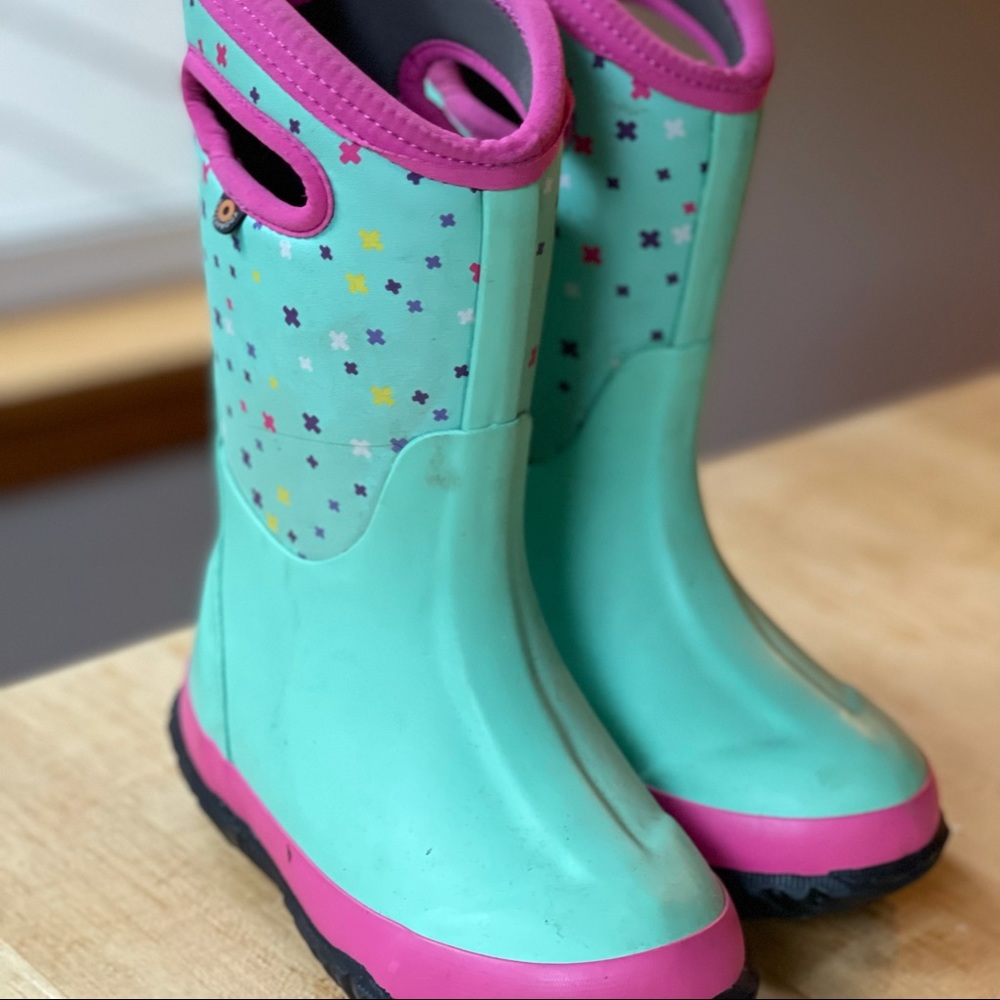 Bogs Waterproof Boots in Mint - Brand New